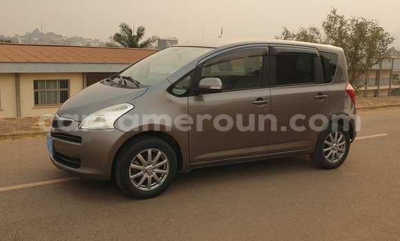 Acheter Occasion Voiture Toyota Ractis Gris à Yaoundé, Central Cameroon