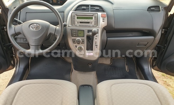 Acheter Occasion Voiture Toyota Ractis Gris à Yaoundé, Central Cameroon Acheter Occasion Voiture Toyota Ractis Gris à Yaoundé, Central Cameroon
