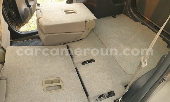 Acheter Occasion Voiture Toyota Ractis Gris à Yaoundé, Central Cameroon Acheter Occasion Voiture Toyota Ractis Gris à Yaoundé, Central Cameroon