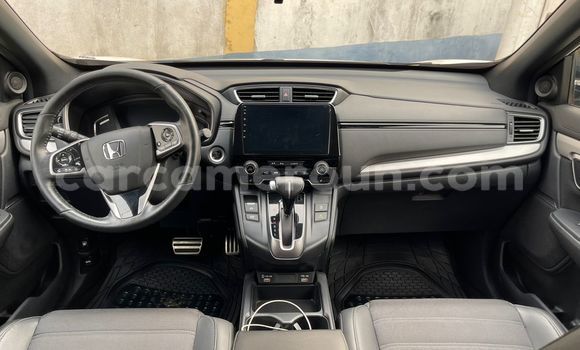 Sayi Sabo Honda CR–V White Mota in Yaounde a Babban Kamaru Sayi Sabo Honda CR–V White Mota in Yaounde a Babban Kamaru