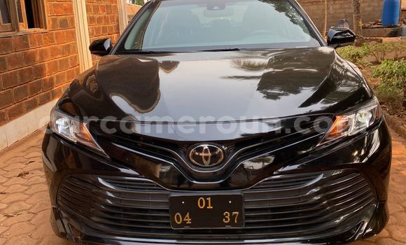 Sayi Sabo Toyota Camry Black Mota in Yaounde a Babban Kamaru