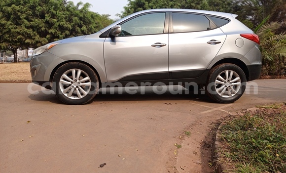 Sayi Na hannu Hyundai Tucson Azurfa Mota in Yaounde a Babban Kamaru