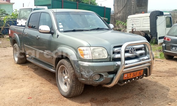 Sayi Na hannu Toyota Tundra M Mota in Douala a Ƙasar Kamaru Sayi Na hannu Toyota Tundra M Mota in Douala a Ƙasar Kamaru