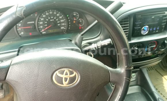 Sayi Na hannu Toyota Tundra M Mota in Douala a Ƙasar Kamaru Sayi Na hannu Toyota Tundra M Mota in Douala a Ƙasar Kamaru