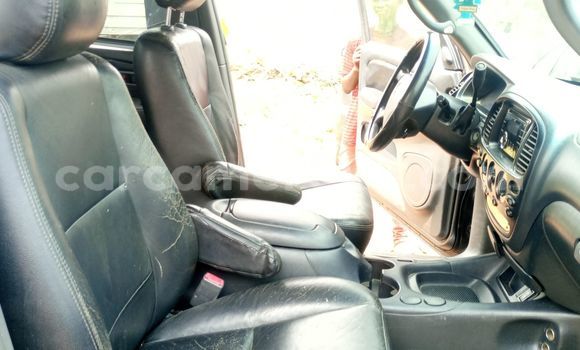 Sayi Na hannu Toyota Tundra M Mota in Douala a Ƙasar Kamaru Sayi Na hannu Toyota Tundra M Mota in Douala a Ƙasar Kamaru