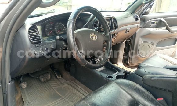 Sayi Na hannu Toyota Tundra M Mota in Douala a Ƙasar Kamaru Sayi Na hannu Toyota Tundra M Mota in Douala a Ƙasar Kamaru
