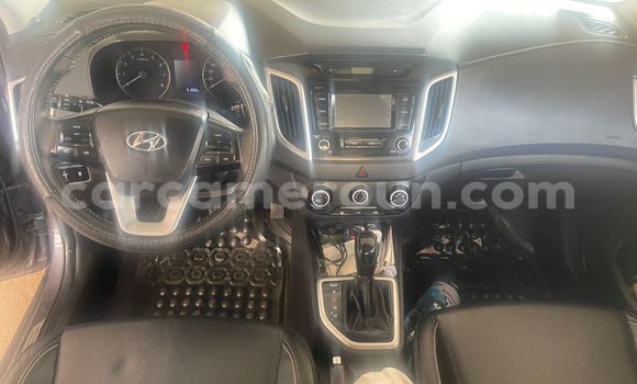 Sayi Na hannu Hyundai Creta Azurfa Mota in Douala a Ƙasar Kamaru Sayi Na hannu Hyundai Creta Azurfa Mota in Douala a Ƙasar Kamaru