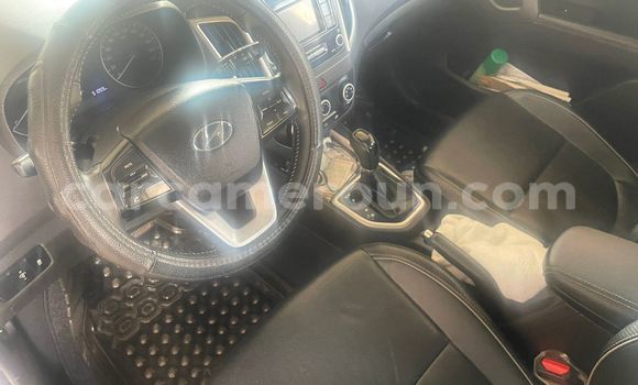 Sayi Na hannu Hyundai Creta Azurfa Mota in Douala a Ƙasar Kamaru Sayi Na hannu Hyundai Creta Azurfa Mota in Douala a Ƙasar Kamaru