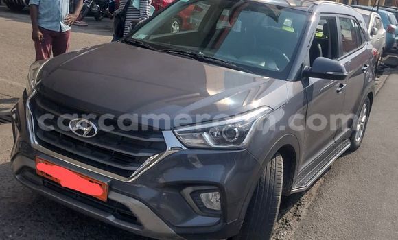 Sayi Na hannu Hyundai Creta Azurfa Mota in Douala a Ƙasar Kamaru Sayi Na hannu Hyundai Creta Azurfa Mota in Douala a Ƙasar Kamaru