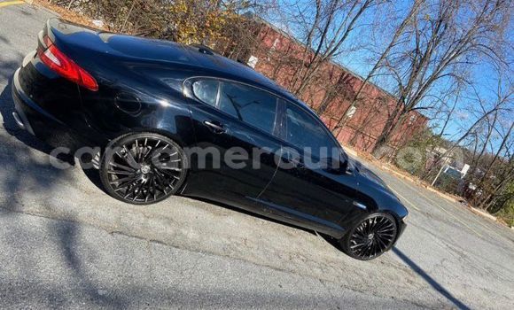 Sayi Na hannu Jaguar XF Black Mota in Yaounde a Babban Kamaru