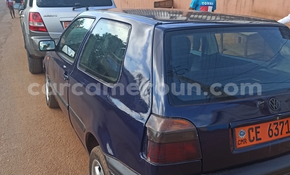 Acheter Occasion Voiture Volkswagen Golf Plus Bleu à Yaoundé, Central Cameroon