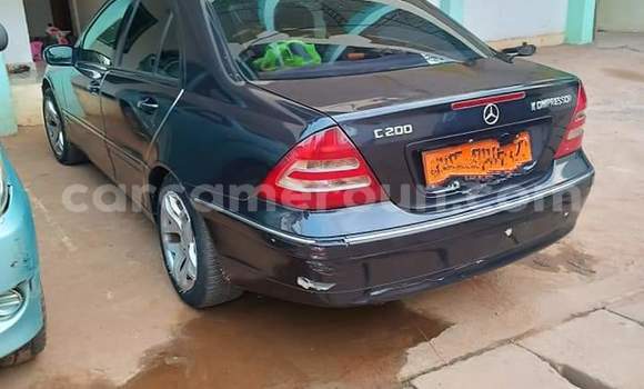Buy Used Mercedes‒Benz C–Class Blue Car in Yaounde in Central Cameroon Buy Used Mercedes‒Benz C–Class Blue Car in Yaounde in Central Cameroon