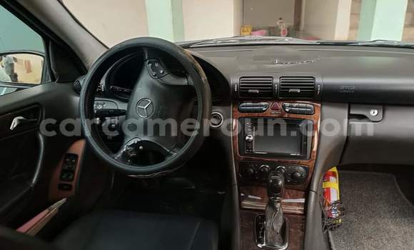 Buy Used Mercedes‒Benz C–Class Blue Car in Yaounde in Central Cameroon Buy Used Mercedes‒Benz C–Class Blue Car in Yaounde in Central Cameroon