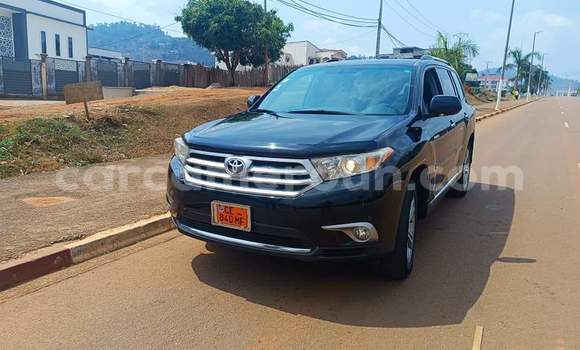 Acheter Occasion Voiture Toyota Highlander Noir à Yaoundé, Central Cameroon Acheter Occasion Voiture Toyota Highlander Noir à Yaoundé, Central Cameroon