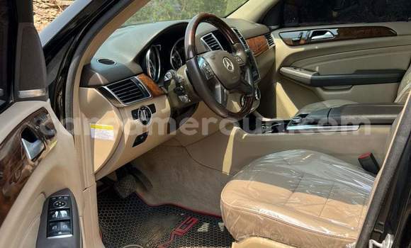 Sayi Sabo Mercedes‒Benz GLE Black Mota in Yaounde a Babban Kamaru Sayi Sabo Mercedes‒Benz GLE Black Mota in Yaounde a Babban Kamaru