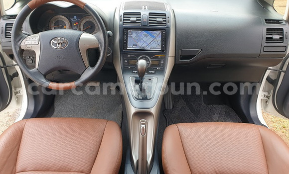 Acheter Occasion Voiture Toyota Blade Blanc à Yaoundé, Central Cameroon Acheter Occasion Voiture Toyota Blade Blanc à Yaoundé, Central Cameroon