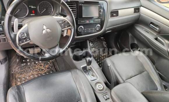 Buy Used Mitsubishi Outlander White Car in Yaounde in Central Cameroon Buy Used Mitsubishi Outlander White Car in Yaounde in Central Cameroon
