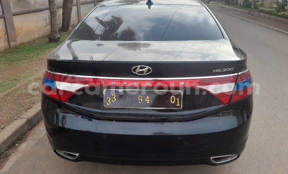 Buy Used Hyundai Grandeur Black Car in Yaounde in Central Cameroon Buy Used Hyundai Grandeur Black Car in Yaounde in Central Cameroon