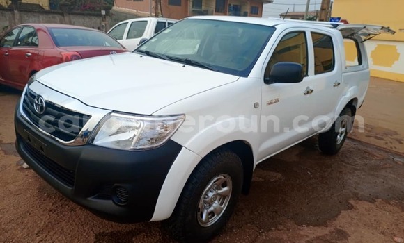 Buy Used Toyota Vigo White Car in Yaounde in Central Cameroon Buy Used Toyota Vigo White Car in Yaounde in Central Cameroon
