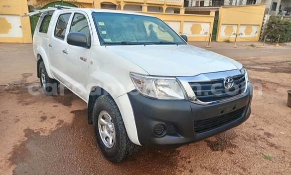 Buy Used Toyota Vigo White Car in Yaounde in Central Cameroon Buy Used Toyota Vigo White Car in Yaounde in Central Cameroon