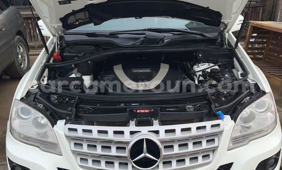 Buy Used Mercedes‒Benz ML–Class White Car in Douala in Littoral Cameroon Buy Used Mercedes‒Benz ML–Class White Car in Douala in Littoral Cameroon