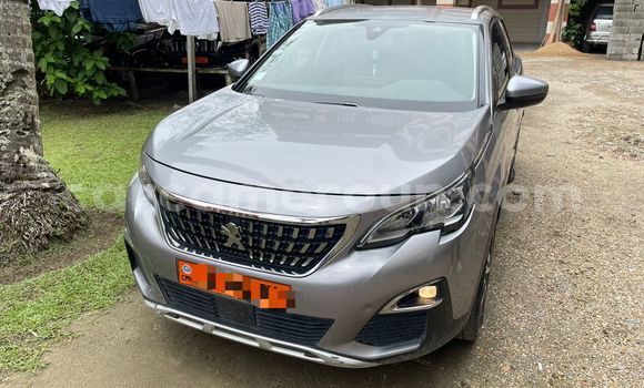 Sayi Na hannu Peugeot 3008 Azurfa Mota in Douala a Ƙasar Kamaru Sayi Na hannu Peugeot 3008 Azurfa Mota in Douala a Ƙasar Kamaru