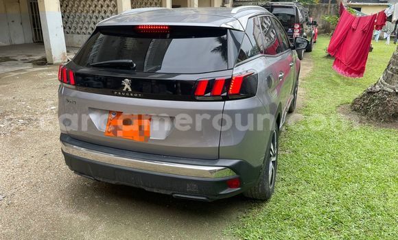 Sayi Na hannu Peugeot 3008 Azurfa Mota in Douala a Ƙasar Kamaru Sayi Na hannu Peugeot 3008 Azurfa Mota in Douala a Ƙasar Kamaru