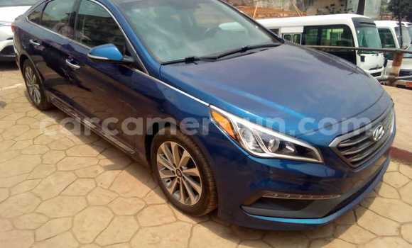 Sayi Na hannu Hyundai Sonata Blue Mota in Yaounde a Babban Kamaru Sayi Na hannu Hyundai Sonata Blue Mota in Yaounde a Babban Kamaru