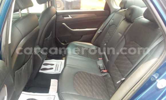 Sayi Na hannu Hyundai Sonata Blue Mota in Yaounde a Babban Kamaru Sayi Na hannu Hyundai Sonata Blue Mota in Yaounde a Babban Kamaru