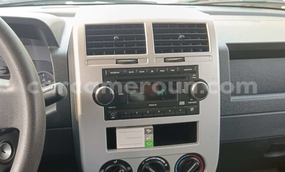 Sayi Na hannu Jeep Patriot White Mota in Yaounde a Babban Kamaru Sayi Na hannu Jeep Patriot White Mota in Yaounde a Babban Kamaru