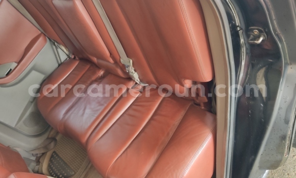 Sayi Na hannu Nissan Murano Black Mota in Douala a Ƙasar Kamaru Sayi Na hannu Nissan Murano Black Mota in Douala a Ƙasar Kamaru