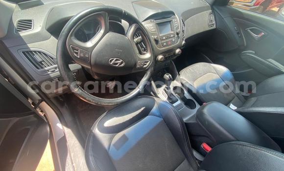 Sayi Sabo Hyundai Tucson Azurfa Mota in Yaounde a Babban Kamaru Sayi Sabo Hyundai Tucson Azurfa Mota in Yaounde a Babban Kamaru