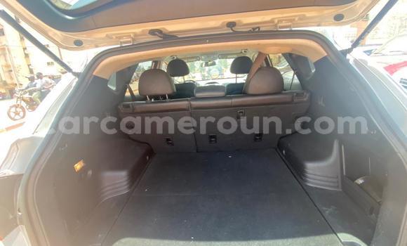 Sayi Sabo Hyundai Tucson Azurfa Mota in Yaounde a Babban Kamaru Sayi Sabo Hyundai Tucson Azurfa Mota in Yaounde a Babban Kamaru