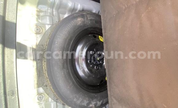 Sayi Sabo Hyundai Tucson Azurfa Mota in Yaounde a Babban Kamaru Sayi Sabo Hyundai Tucson Azurfa Mota in Yaounde a Babban Kamaru