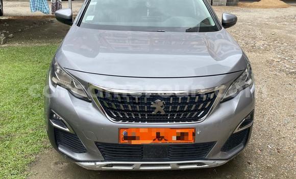 Sayi Na hannu Peugeot 3008 Azurfa Mota in Douala a Ƙasar Kamaru Sayi Na hannu Peugeot 3008 Azurfa Mota in Douala a Ƙasar Kamaru