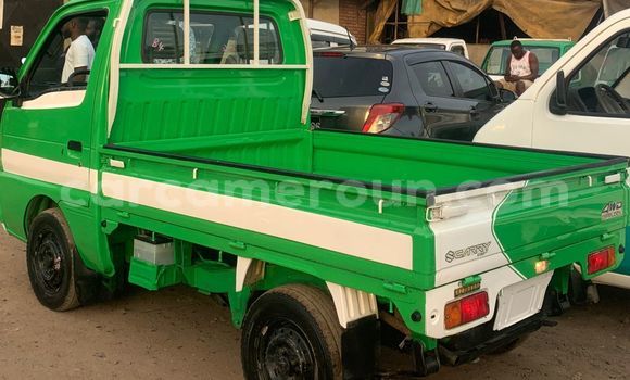 Sayi Na hannu Suzuki Carry Blue Babbar mota in Douala a Ƙasar Kamaru Sayi Na hannu Suzuki Carry Blue Babbar mota in Douala a Ƙasar Kamaru