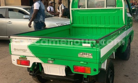 Sayi Na hannu Suzuki Carry Blue Babbar mota in Douala a Ƙasar Kamaru Sayi Na hannu Suzuki Carry Blue Babbar mota in Douala a Ƙasar Kamaru