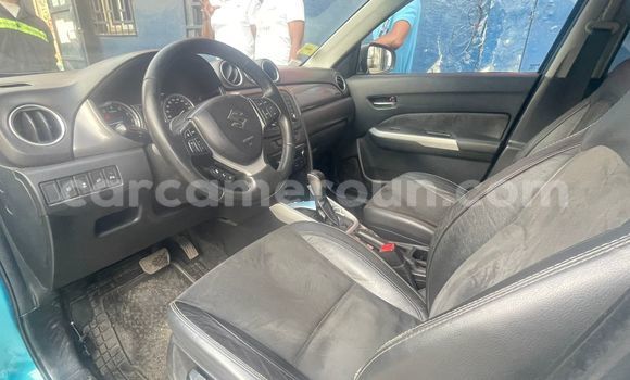 Sayi Na hannu Suzuki Vitara Blue Mota in Douala a Ƙasar Kamaru Sayi Na hannu Suzuki Vitara Blue Mota in Douala a Ƙasar Kamaru