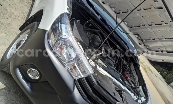 Acheter Occasion Voiture Toyota Hilux Blanc à Douala, Littoral Cameroon Acheter Occasion Voiture Toyota Hilux Blanc à Douala, Littoral Cameroon