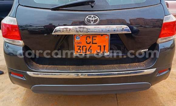 Acheter Occasion Voiture Toyota Highlander Noir à Yaoundé, Central Cameroon Acheter Occasion Voiture Toyota Highlander Noir à Yaoundé, Central Cameroon