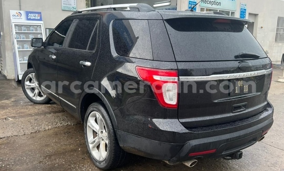 Sayi Na hannu Ford Explorer Black Mota in Douala a Ƙasar Kamaru Sayi Na hannu Ford Explorer Black Mota in Douala a Ƙasar Kamaru