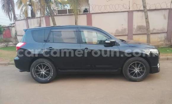 Acheter Occasion Voiture Toyota Vanguard Noir à Yaoundé, Central Cameroon Acheter Occasion Voiture Toyota Vanguard Noir à Yaoundé, Central Cameroon