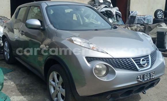 Sayi Imported Nissan Juke Azurfa Mota in Douala a Ƙasar Kamaru Sayi Imported Nissan Juke Azurfa Mota in Douala a Ƙasar Kamaru