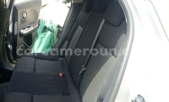 Sayi Imported Nissan Juke Azurfa Mota in Douala a Ƙasar Kamaru Sayi Imported Nissan Juke Azurfa Mota in Douala a Ƙasar Kamaru