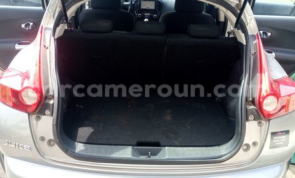 Sayi Imported Nissan Juke Azurfa Mota in Douala a Ƙasar Kamaru Sayi Imported Nissan Juke Azurfa Mota in Douala a Ƙasar Kamaru