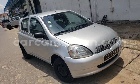 Buy Used Toyota Yaris Silver Car in Douala in Littoral Cameroon