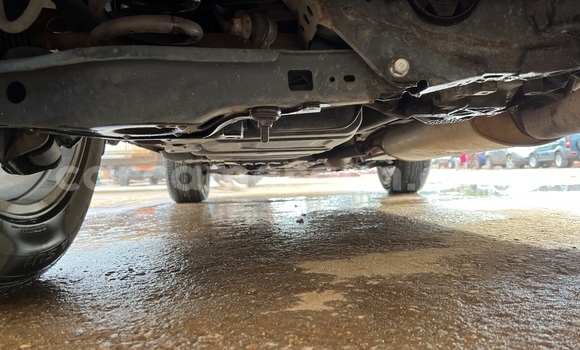 Sayi Na hannu Toyota RAV4 Black Mota in Yaounde a Babban Kamaru Sayi Na hannu Toyota RAV4 Black Mota in Yaounde a Babban Kamaru