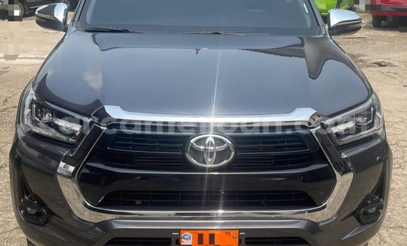 Sayi Sabo Toyota Pickup Black Mota in Douala a Ƙasar Kamaru Sayi Sabo Toyota Pickup Black Mota in Douala a Ƙasar Kamaru