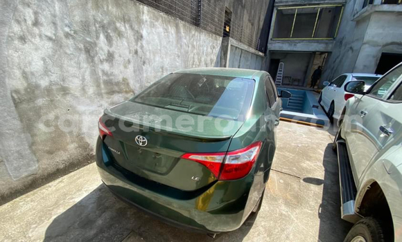 Sayi Sabo Toyota Corolla Green Mota in Douala a Ƙasar Kamaru Sayi Sabo Toyota Corolla Green Mota in Douala a Ƙasar Kamaru