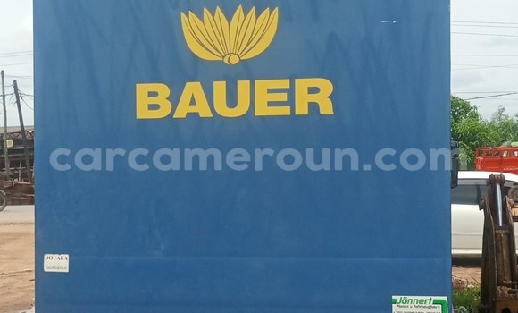 Acheter Import Utilitaire Mercedes‒Benz 814 Bleu à Douala, Littoral Cameroon Acheter Import Utilitaire Mercedes‒Benz 814 Bleu à Douala, Littoral Cameroon